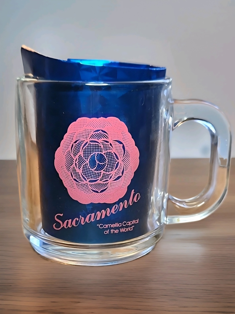 Libby VTG Clear Glass Sacramento "Camellia Capital.." Floral Mug Pink 8 oz